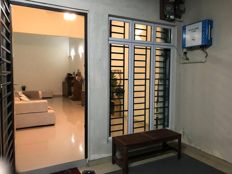 Terrace House Near Stulang Laut Ciq Midvalley Ksl For 7Pax Johor Bahru Kültér fotó