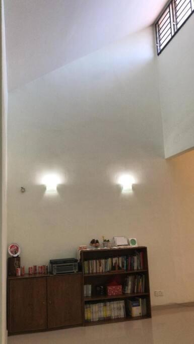 Terrace House Near Stulang Laut Ciq Midvalley Ksl For 7Pax Johor Bahru Kültér fotó