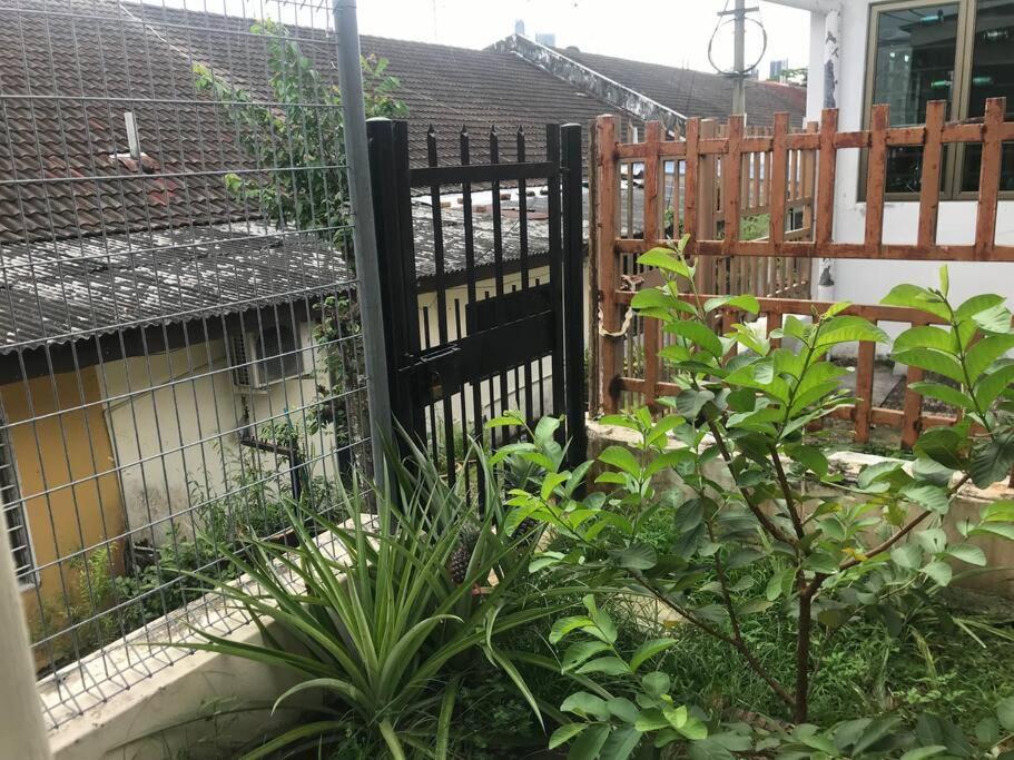 Terrace House Near Stulang Laut Ciq Midvalley Ksl For 7Pax Johor Bahru Kültér fotó