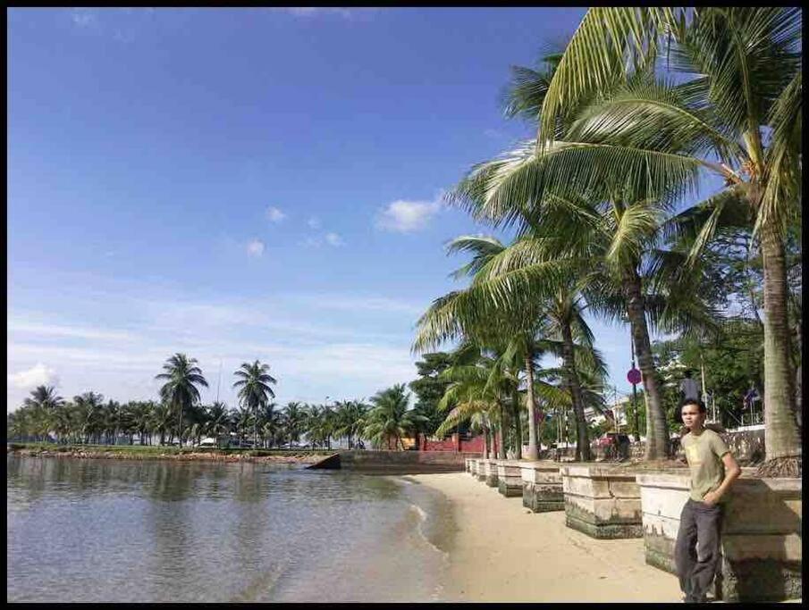 Terrace House Near Stulang Laut Ciq Midvalley Ksl For 7Pax Johor Bahru Kültér fotó