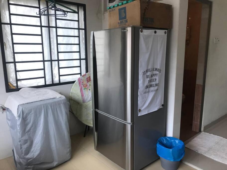 Terrace House Near Stulang Laut Ciq Midvalley Ksl For 7Pax Johor Bahru Kültér fotó